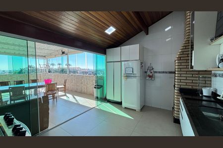 Apartamento à venda com 160m², 3 quartos e 2 vagas Apartamento à venda com 160m², 3 quartos e 2 vagasCobertura