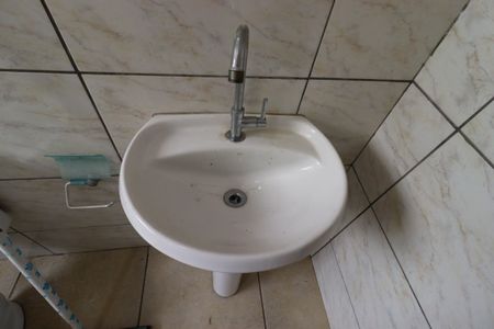 Casa à venda com 150m², 3 quartos e 5 vagasBanheiro - Pia