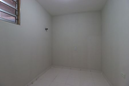 Casa à venda com 150m², 3 quartos e 5 vagasEdícula - Quarto 2