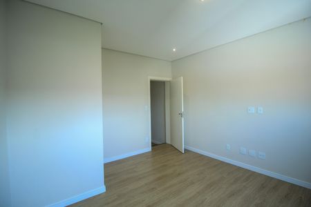 Casa à venda com 196m², 3 quartos e 2 vagas Casa à venda com 196m², 3 quartos e 2 vagasQuarto 1