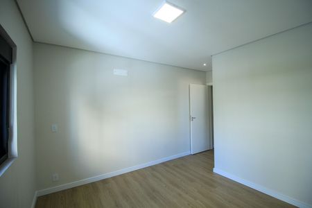 Casa à venda com 196m², 3 quartos e 2 vagas Casa à venda com 196m², 3 quartos e 2 vagasSuíte