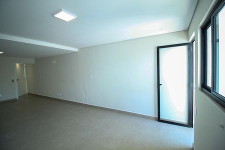 Casa à venda com 196m², 3 quartos e 2 vagas Casa à venda com 196m², 3 quartos e 2 vagasCozinha