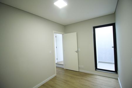 Casa à venda com 196m², 3 quartos e 2 vagas Casa à venda com 196m², 3 quartos e 2 vagasQuarto 2