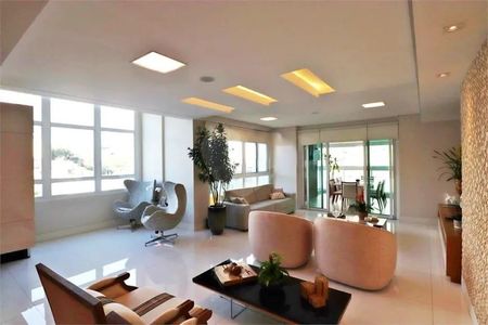 Apartamento à venda com 223m², 4 quartos e 4 vagas