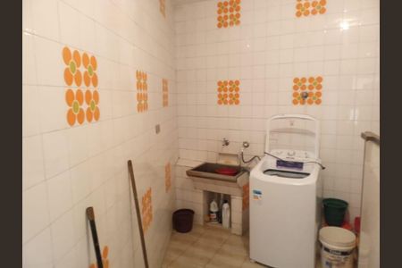 Casa à venda com 185m², 3 quartos e 4 vagas