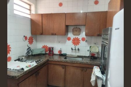 Casa à venda com 185m², 3 quartos e 4 vagas