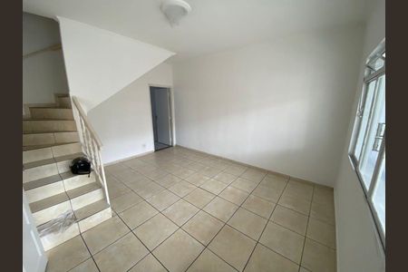 Casa à venda com 200m², 3 quartos e 3 vagas