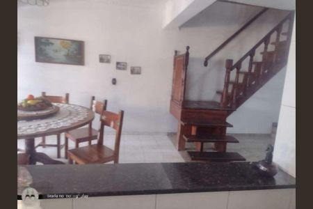 Casa à venda com 320m², 3 quartos e 4 vagas