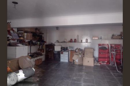 Casa à venda com 320m², 3 quartos e 4 vagas