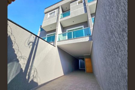 Casa à venda com 143m², 3 quartos e 3 vagas