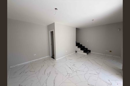 Casa à venda com 90m², 2 quartos e 2 vagas