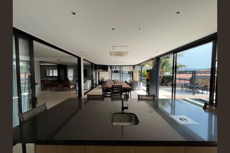 Casa à venda com 500m², 4 quartos e 6 vagas