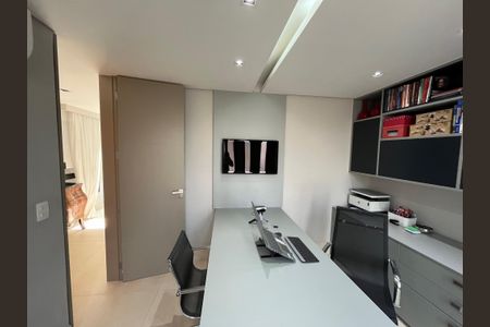 Casa à venda com 500m², 4 quartos e 6 vagas