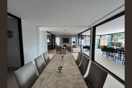 Casa à venda com 500m², 4 quartos e 6 vagas