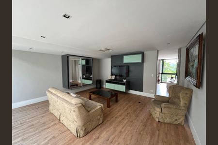 Casa à venda com 500m², 4 quartos e 6 vagas