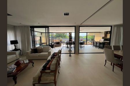 Casa à venda com 500m², 4 quartos e 6 vagas