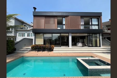 Casa à venda com 500m², 4 quartos e 6 vagas