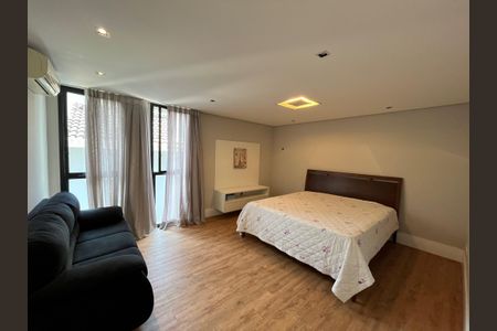 Casa à venda com 500m², 4 quartos e 6 vagas
