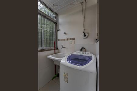 Apartamento à venda com 45m², 1 quarto e 1 vaga Apartamento à venda com 45m², 1 quarto e 1 vagaCozinha e Área de Serviço