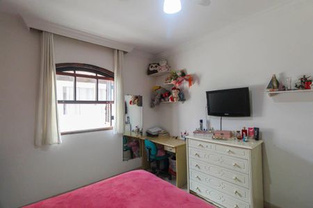 Casa à venda com 240m², 4 quartos e 2 vagasQuarto 2