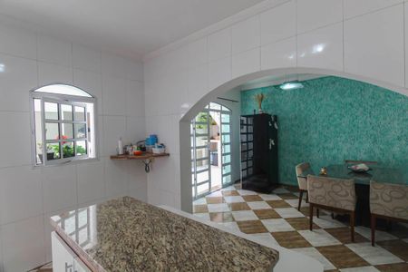 Casa à venda com 240m², 4 quartos e 2 vagasCozinha