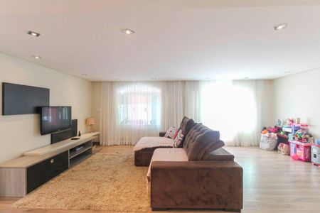 Casa à venda com 240m², 4 quartos e 2 vagasSala