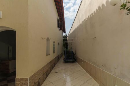 Casa à venda com 240m², 4 quartos e 2 vagasQuintal