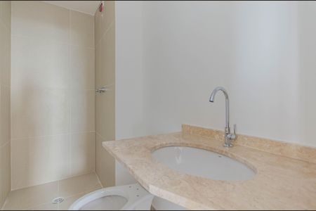 Apartamento à venda com 40m², 2 quartos e sem vaga Apartamento à venda com 40m², 2 quartos e sem vagaBanheiro