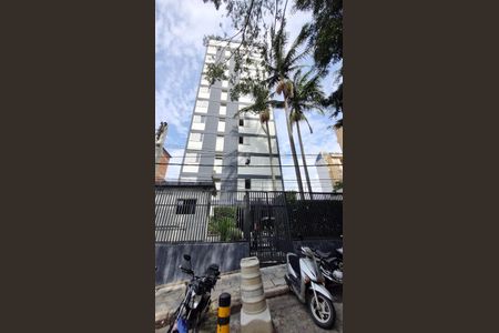 Apartamento à venda com 97m², 3 quartos e 2 vagasFachada