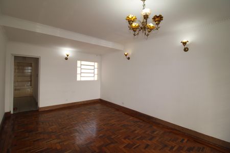 Casa à venda com 271m², 3 quartos e 1 vagaSala