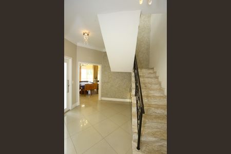 Casa à venda com 447m², 4 quartos e 2 vagas Casa à venda com 447m², 4 quartos e 2 vagasHall de entrada