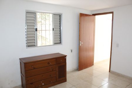 Casa para alugar com 39m², 1 quarto e sem vagaQuarto 01