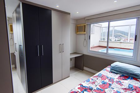 Apartamento à venda com 150m², 3 quartos e 2 vagasQuarto 2