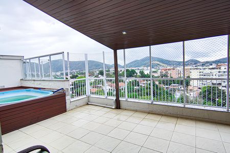 Apartamento à venda com 150m², 3 quartos e 2 vagasCobertura