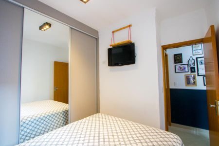 Apartamento à venda com 82m², 2 quartos e 2 vagas Apartamento à venda com 82m², 2 quartos e 2 vagasQuarto 1