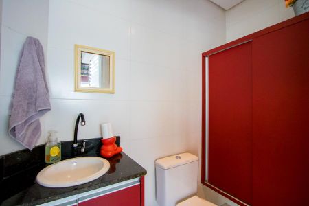 Apartamento à venda com 82m², 2 quartos e 2 vagas Apartamento à venda com 82m², 2 quartos e 2 vagasBanheiro de serviço