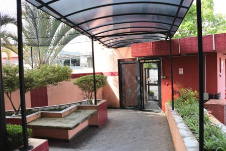 Apartamento à venda com 71m², 3 quartos e 1 vagaÁrea comum - Portaria