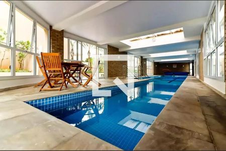 Apartamento à venda com 78m², 2 quartos e 2 vagas Apartamento à venda com 78m², 2 quartos e 2 vagasÁrea comum - Piscina