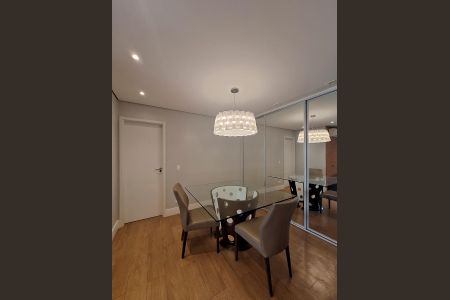 Apartamento à venda com 78m², 2 quartos e 2 vagas Apartamento à venda com 78m², 2 quartos e 2 vagasSala