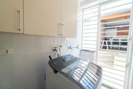 Casa à venda com 145m², 3 quartos e 4 vagasÁrea de Serviço