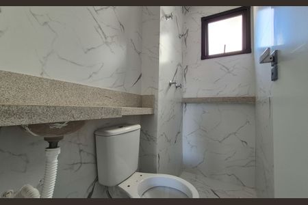 Apartamento à venda com 140m², 3 quartos e 2 vagas Apartamento à venda com 140m², 3 quartos e 2 vagasBanheiro da suíte