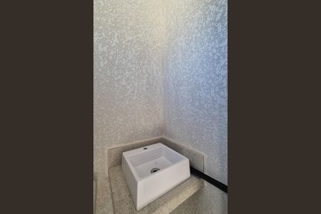 Apartamento à venda com 140m², 3 quartos e 2 vagas Apartamento à venda com 140m², 3 quartos e 2 vagasLavabo