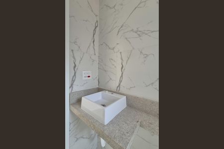 Apartamento à venda com 140m², 3 quartos e 2 vagas Apartamento à venda com 140m², 3 quartos e 2 vagasBanheiro