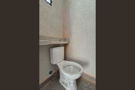 Apartamento à venda com 86m², 3 quartos e 2 vagas Apartamento à venda com 86m², 3 quartos e 2 vagasBanheiro de Serviço