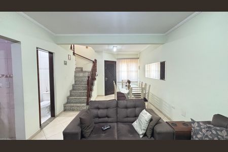Casa à venda com 152m², 3 quartos e 3 vagas Casa à venda com 152m², 3 quartos e 3 vagasSala de Jantar