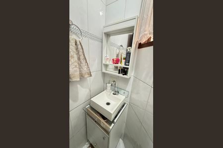 Casa à venda com 152m², 3 quartos e 3 vagas Casa à venda com 152m², 3 quartos e 3 vagasLavabo