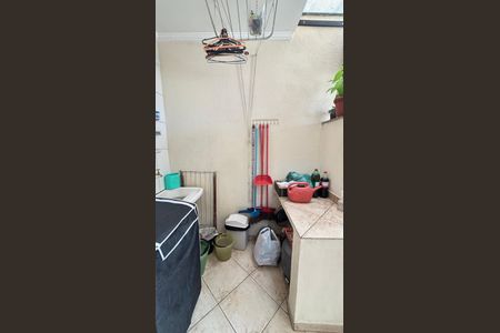 Casa à venda com 152m², 3 quartos e 3 vagas Casa à venda com 152m², 3 quartos e 3 vagasÁrea de Serviço