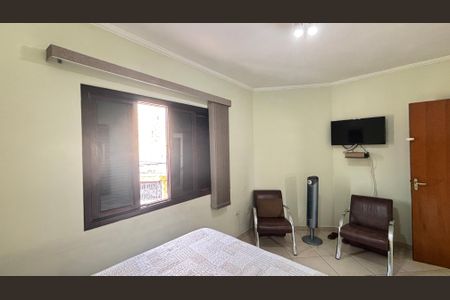 Casa à venda com 152m², 3 quartos e 3 vagas Casa à venda com 152m², 3 quartos e 3 vagasSuite