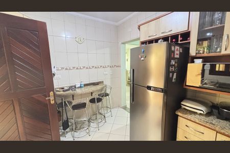 Casa à venda com 152m², 3 quartos e 3 vagas Casa à venda com 152m², 3 quartos e 3 vagasCozinha