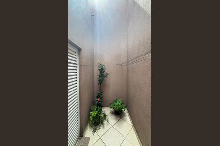 Casa à venda com 152m², 3 quartos e 3 vagas Casa à venda com 152m², 3 quartos e 3 vagasQuarto 1 Varanda